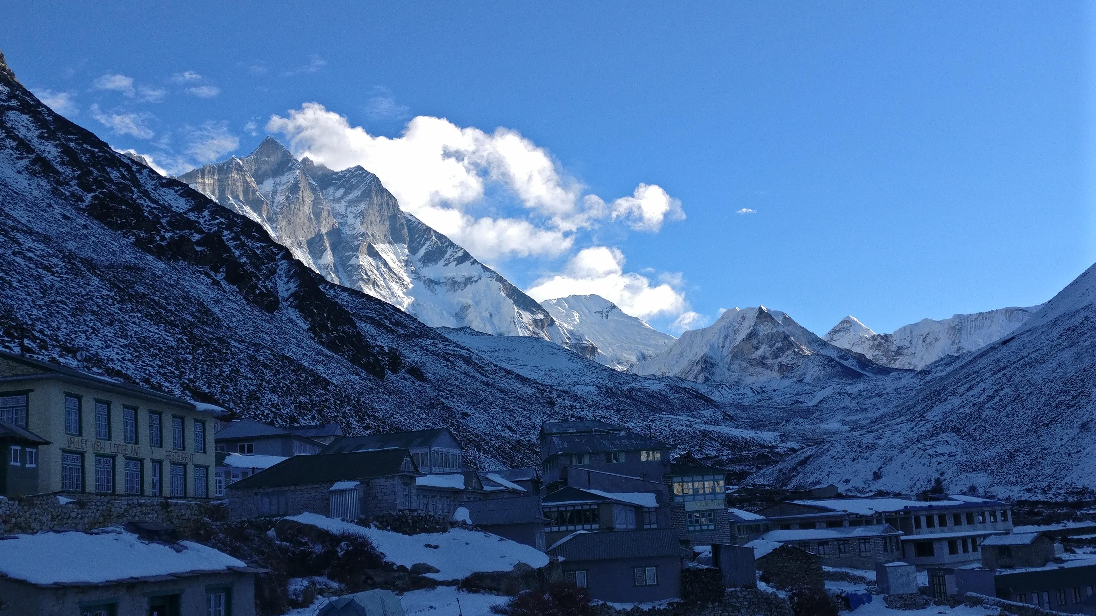 lsland Peak 6,189m. 17D/16N (Famous Peak)