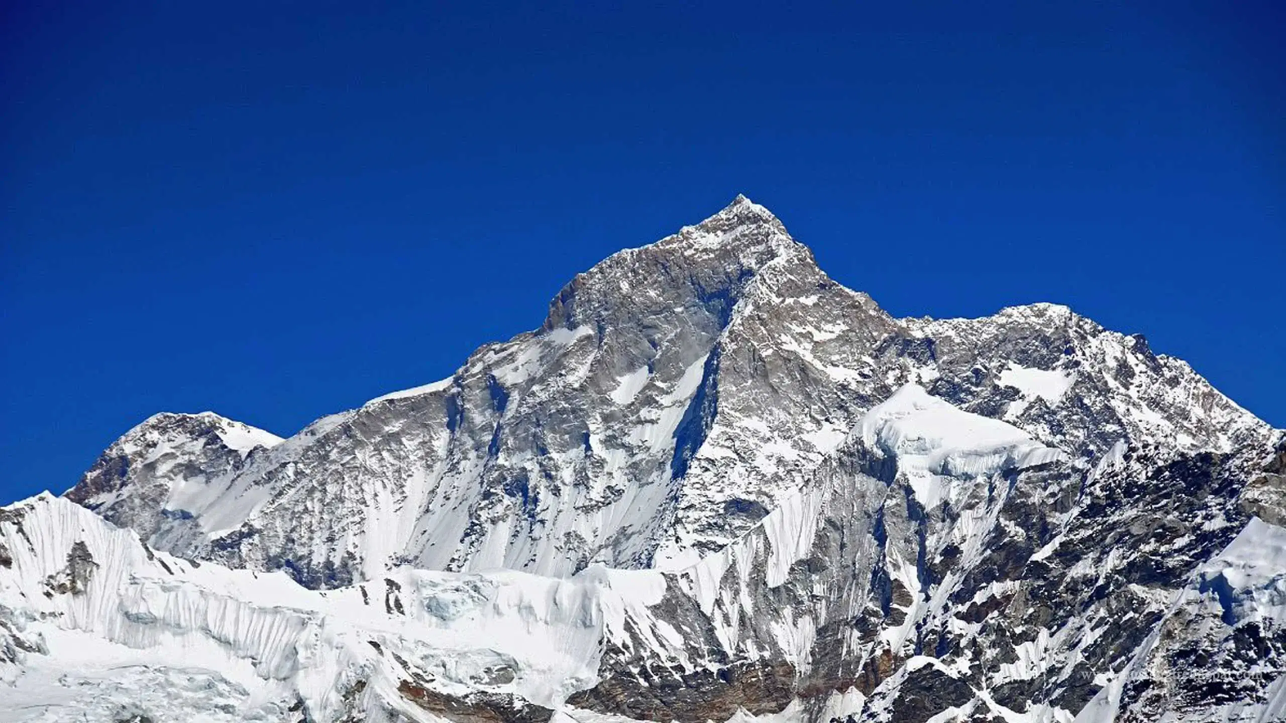 Makalu Base Camp Trek 19D/18N